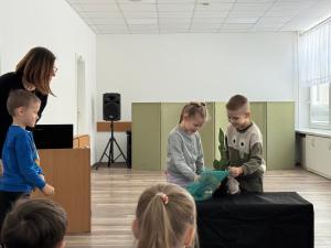 Naujienos „Pasakėčią mokėsi – gėrį pasėsi“ galerija. Nuotrauka 7 iš 9